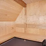 Semesterbostad 4 Star In *