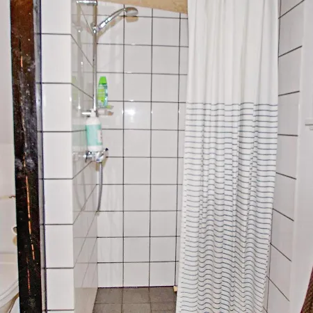 6 Person In Nyaraló Hemmet