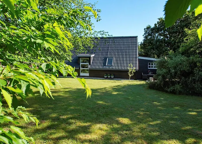 6 Person In Hemmet-by Traum * Hemmet